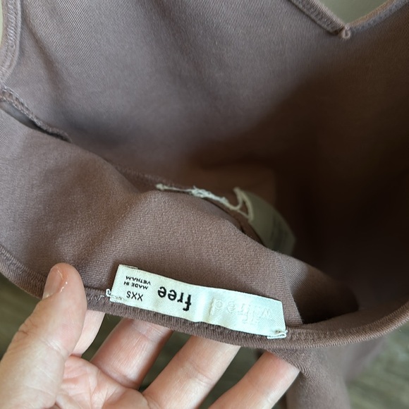 Aritzia Wilfred Free Bodysuit - Picture 3 of 3
